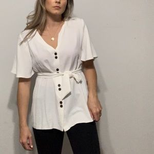 ☀️ Short Sleeve V-Neck Blouse